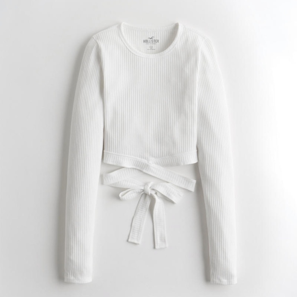 White long sleeve crop top